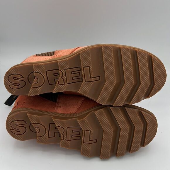 NWT Sorel Joan Of Artic Il Orange Suede Leather
Wedge Chelsea Boot 9.5 - Picture 9 of 11